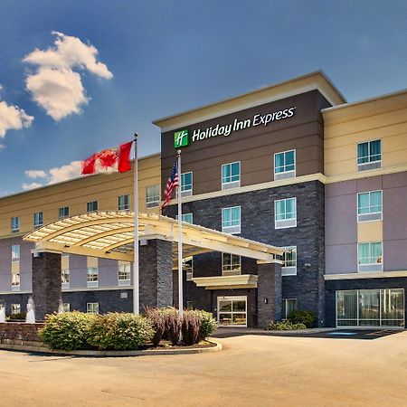 Holiday Inn Express & Suites Cheektowaga North East By Ihg Экстерьер фото
