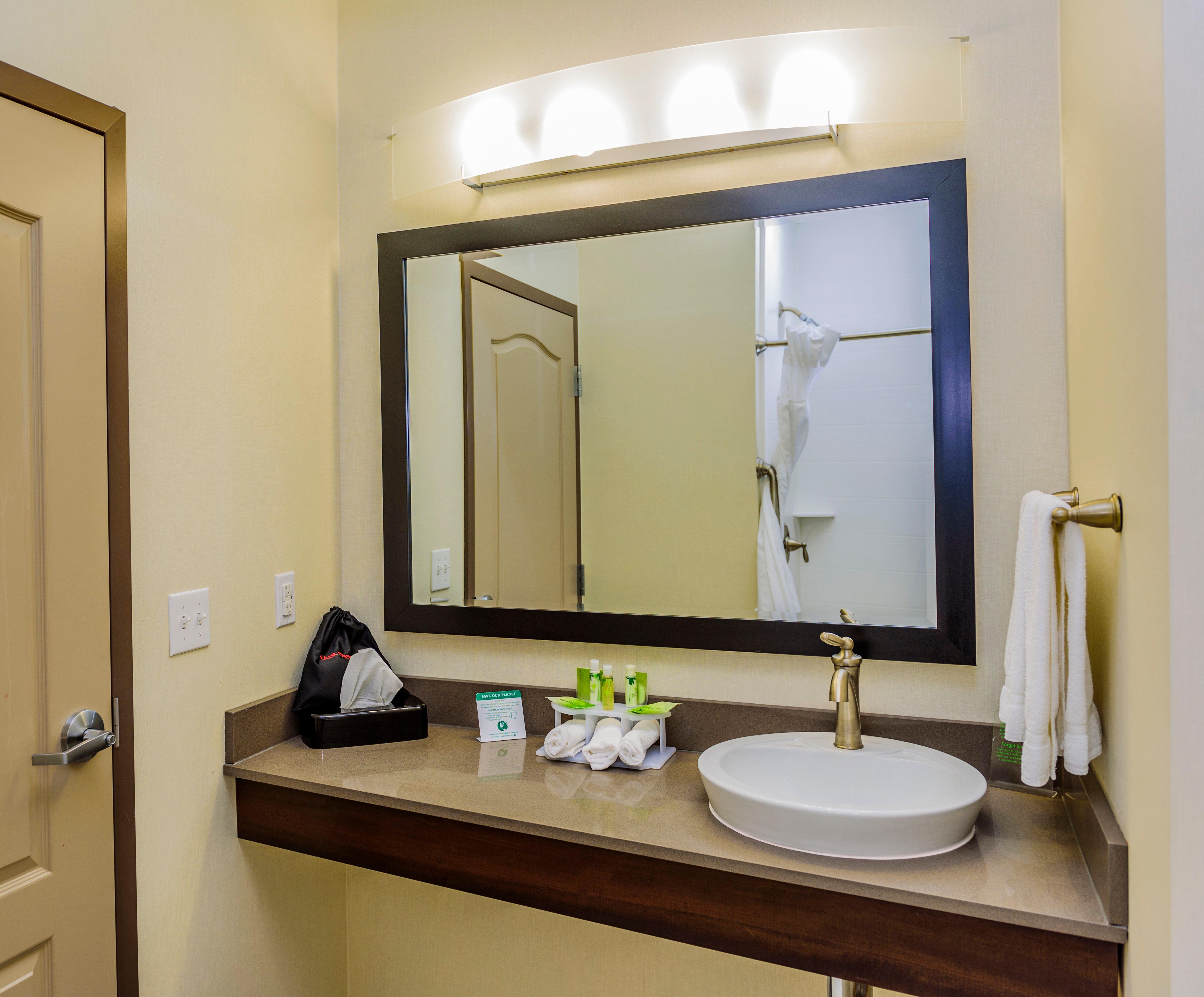 Holiday Inn Express & Suites Cheektowaga North East By Ihg Экстерьер фото