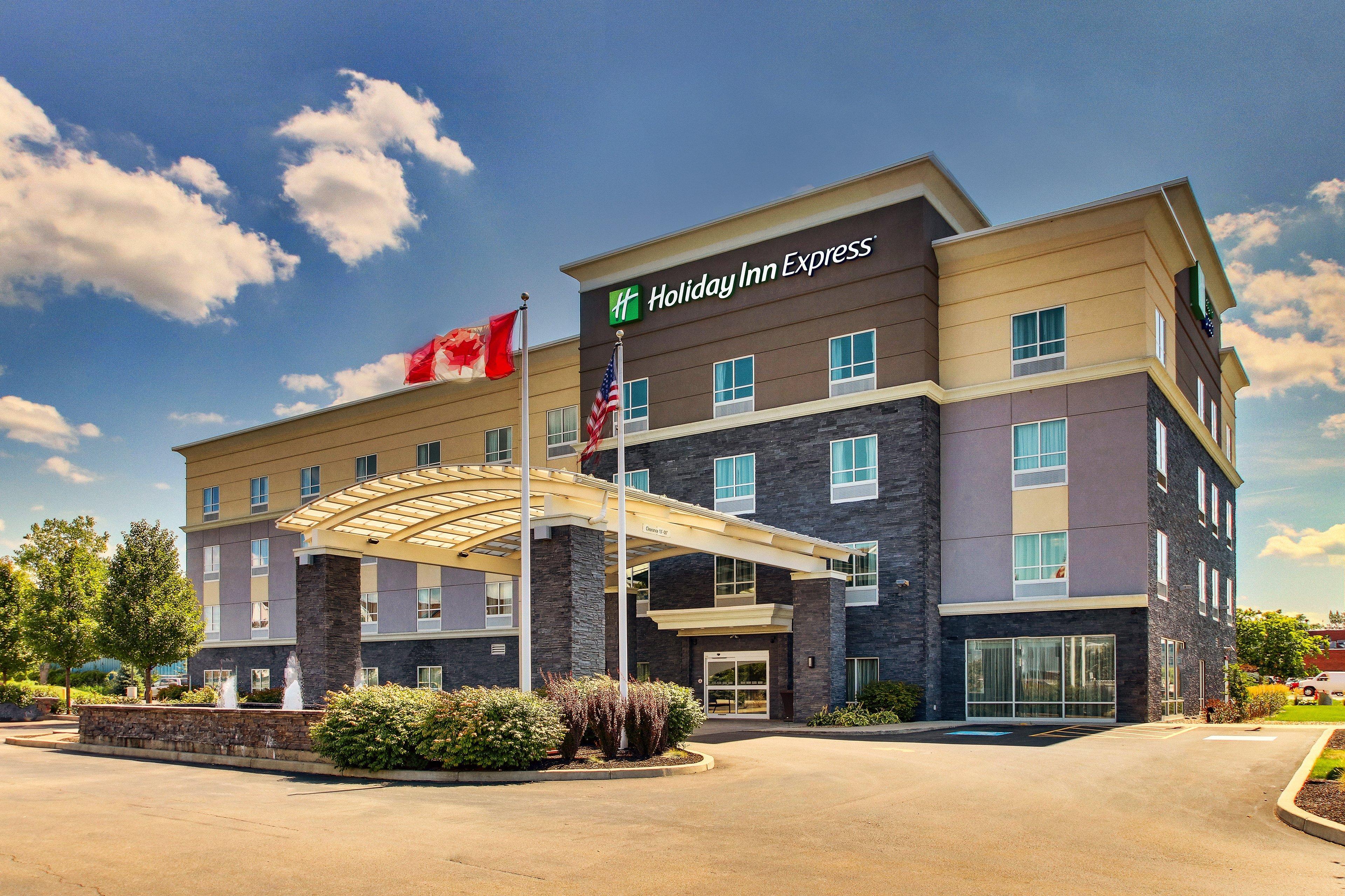 Holiday Inn Express & Suites Cheektowaga North East By Ihg Экстерьер фото