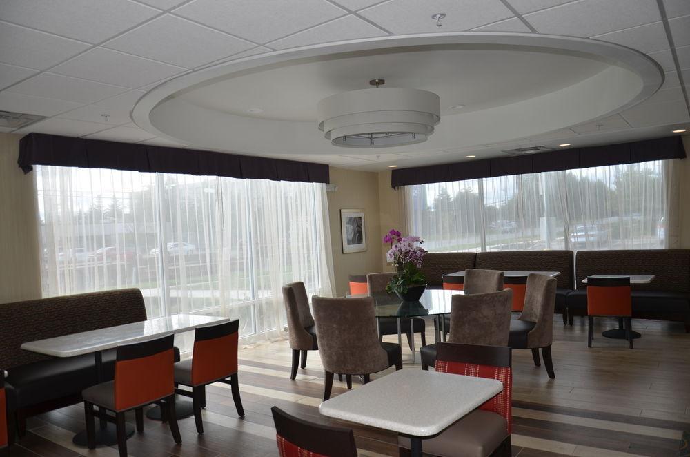 Holiday Inn Express & Suites Cheektowaga North East By Ihg Экстерьер фото