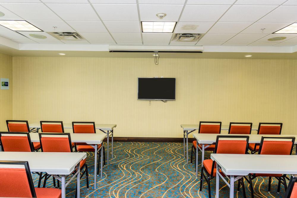 Holiday Inn Express & Suites Cheektowaga North East By Ihg Экстерьер фото