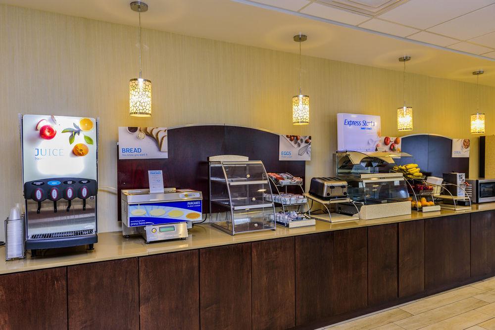 Holiday Inn Express & Suites Cheektowaga North East By Ihg Экстерьер фото